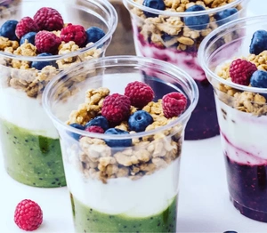 Fitpapu catering dietetyczny - jogurt z owocami